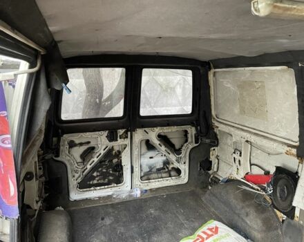 Белый Фольксваген Transporter, объемом двигателя 2.5 л и пробегом 100 тыс. км за 3700 $, фото 4 на Automoto.ua