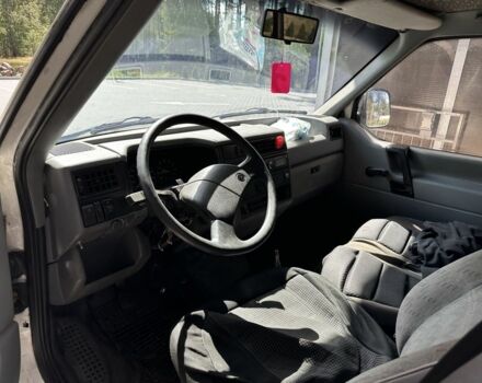 Белый Фольксваген Transporter, объемом двигателя 2.4 л и пробегом 607 тыс. км за 3200 $, фото 7 на Automoto.ua