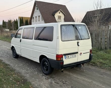 Белый Фольксваген Transporter, объемом двигателя 2.4 л и пробегом 250 тыс. км за 2500 $, фото 3 на Automoto.ua