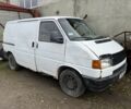 Белый Фольксваген Transporter, объемом двигателя 2.4 л и пробегом 410 тыс. км за 1850 $, фото 1 на Automoto.ua