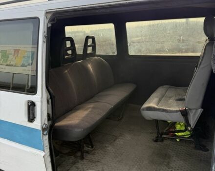 Белый Фольксваген Transporter, объемом двигателя 1.9 л и пробегом 400 тыс. км за 3500 $, фото 3 на Automoto.ua