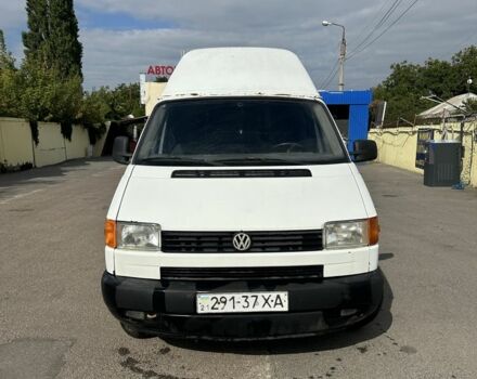 Білий Фольксваген Transporter, об'ємом двигуна 2.4 л та пробігом 299 тис. км за 2350 $, фото 1 на Automoto.ua