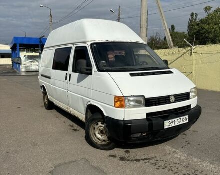 Білий Фольксваген Transporter, об'ємом двигуна 2.4 л та пробігом 299 тис. км за 2350 $, фото 2 на Automoto.ua