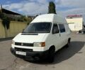 Білий Фольксваген Transporter, об'ємом двигуна 2.4 л та пробігом 299 тис. км за 2350 $, фото 1 на Automoto.ua