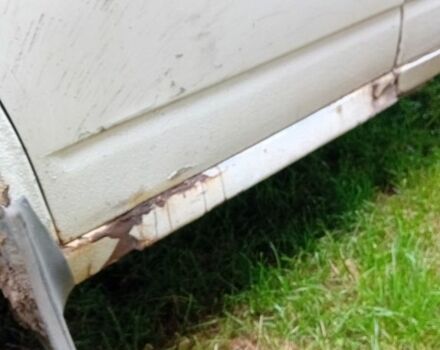 Белый Фольксваген Transporter, объемом двигателя 9 л и пробегом 460 тыс. км за 2374 $, фото 6 на Automoto.ua