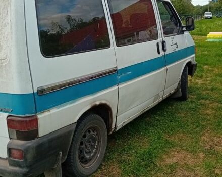 Белый Фольксваген Transporter, объемом двигателя 9 л и пробегом 460 тыс. км за 2374 $, фото 2 на Automoto.ua