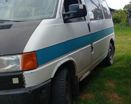 Белый Фольксваген Transporter, объемом двигателя 9 л и пробегом 460 тыс. км за 2374 $, фото 1 на Automoto.ua