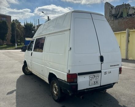 Білий Фольксваген Transporter, об'ємом двигуна 2.4 л та пробігом 299 тис. км за 2350 $, фото 6 на Automoto.ua