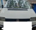 Белый Фольксваген Transporter, объемом двигателя 2 л и пробегом 400 тыс. км за 5700 $, фото 1 на Automoto.ua