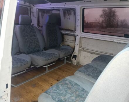 Белый Фольксваген Transporter, объемом двигателя 1.9 л и пробегом 300 тыс. км за 2650 $, фото 7 на Automoto.ua