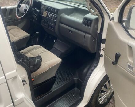 Белый Фольксваген Transporter, объемом двигателя 1.9 л и пробегом 300 тыс. км за 3600 $, фото 6 на Automoto.ua