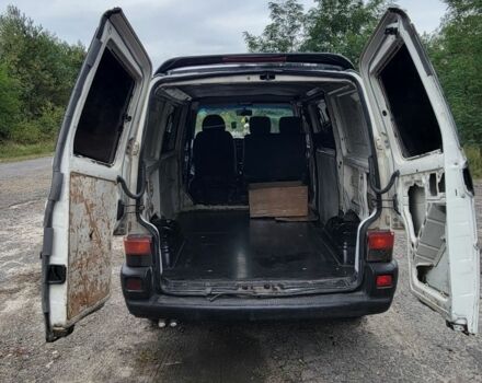 Білий Фольксваген Transporter, об'ємом двигуна 1.9 л та пробігом 300 тис. км за 3750 $, фото 6 на Automoto.ua