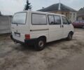 Білий Фольксваген Transporter, об'ємом двигуна 2.4 л та пробігом 240 тис. км за 3150 $, фото 2 на Automoto.ua