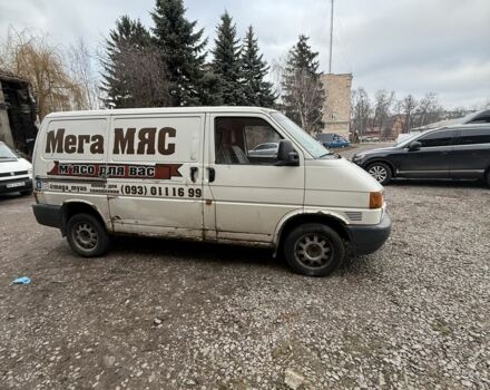 Белый Фольксваген Transporter, объемом двигателя 1.9 л и пробегом 300 тыс. км за 2450 $, фото 1 на Automoto.ua