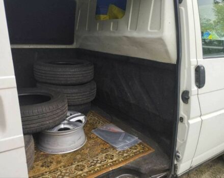 Білий Фольксваген Transporter, об'ємом двигуна 1.9 л та пробігом 300 тис. км за 4000 $, фото 6 на Automoto.ua