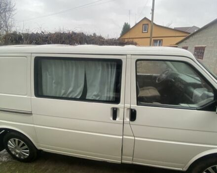 Белый Фольксваген Transporter, объемом двигателя 1.9 л и пробегом 300 тыс. км за 3600 $, фото 4 на Automoto.ua