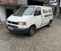 Белый Фольксваген Transporter, объемом двигателя 1.9 л и пробегом 300 тыс. км за 2450 $, фото 1 на Automoto.ua