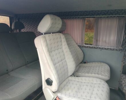 Белый Фольксваген Transporter, объемом двигателя 1.9 л и пробегом 409 тыс. км за 5500 $, фото 2 на Automoto.ua