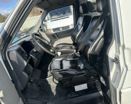 Білий Фольксваген Transporter, об'ємом двигуна 0 л та пробігом 380 тис. км за 2600 $, фото 5 на Automoto.ua