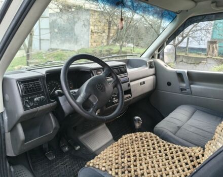 Белый Фольксваген Transporter, объемом двигателя 2.5 л и пробегом 300 тыс. км за 4350 $, фото 6 на Automoto.ua