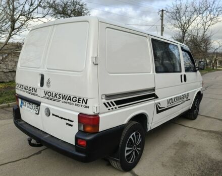 Белый Фольксваген Transporter, объемом двигателя 2.5 л и пробегом 300 тыс. км за 4350 $, фото 2 на Automoto.ua