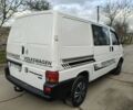Белый Фольксваген Transporter, объемом двигателя 2.5 л и пробегом 300 тыс. км за 4350 $, фото 2 на Automoto.ua