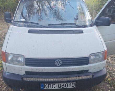 Белый Фольксваген Transporter, объемом двигателя 2.5 л и пробегом 340 тыс. км за 3500 $, фото 3 на Automoto.ua