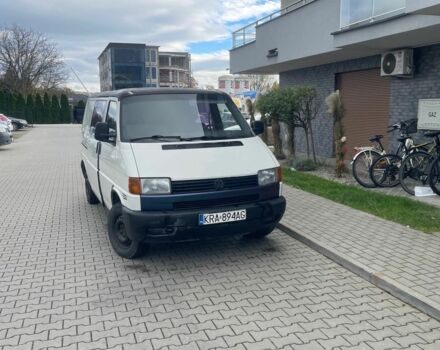 Белый Фольксваген Transporter, объемом двигателя 1.9 л и пробегом 300 тыс. км за 2678 $, фото 5 на Automoto.ua