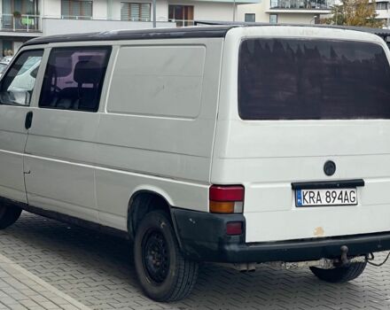 Белый Фольксваген Transporter, объемом двигателя 1.9 л и пробегом 300 тыс. км за 2678 $, фото 1 на Automoto.ua