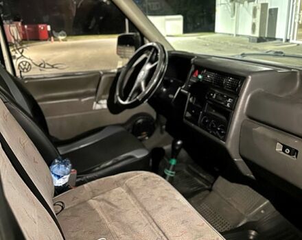 Білий Фольксваген Transporter, об'ємом двигуна 1.9 л та пробігом 300 тис. км за 3200 $, фото 4 на Automoto.ua