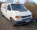 Белый Фольксваген Transporter, объемом двигателя 2.5 л и пробегом 357 тыс. км за 4500 $, фото 1 на Automoto.ua