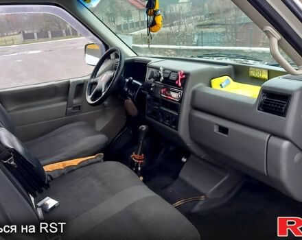 Білий Фольксваген Transporter, об'ємом двигуна 1.9 л та пробігом 308 тис. км за 5200 $, фото 7 на Automoto.ua