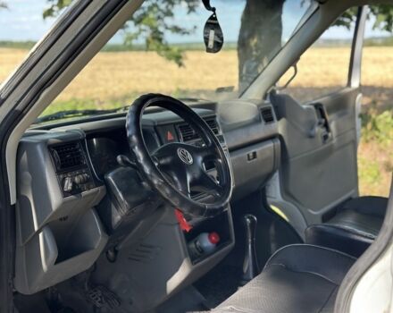 Білий Фольксваген Transporter, об'ємом двигуна 2.5 л та пробігом 340 тис. км за 4400 $, фото 15 на Automoto.ua