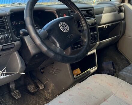 Білий Фольксваген Transporter, об'ємом двигуна 2.4 л та пробігом 498 тис. км за 4000 $, фото 8 на Automoto.ua