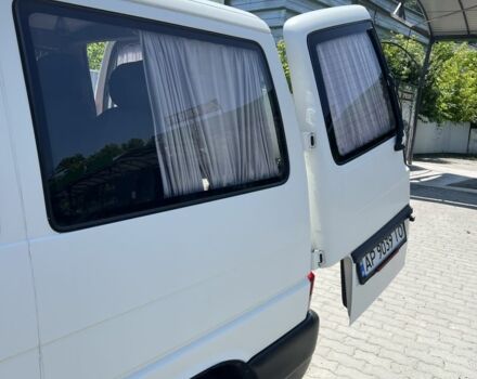 Білий Фольксваген Transporter, об'ємом двигуна 2.5 л та пробігом 422 тис. км за 6672 $, фото 4 на Automoto.ua
