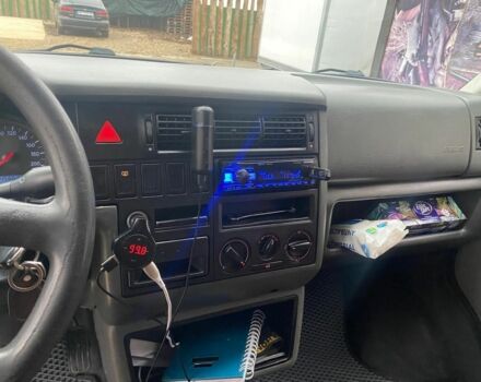 Белый Фольксваген Transporter, объемом двигателя 2.5 л и пробегом 456 тыс. км за 5000 $, фото 3 на Automoto.ua