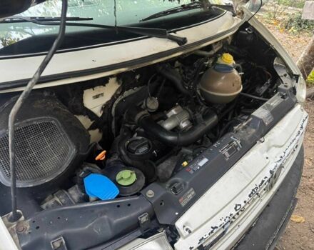 Белый Фольксваген Transporter, объемом двигателя 2.5 л и пробегом 400 тыс. км за 3200 $, фото 6 на Automoto.ua