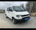 Белый Фольксваген Transporter, объемом двигателя 2.5 л и пробегом 300 тыс. км за 2150 $, фото 1 на Automoto.ua
