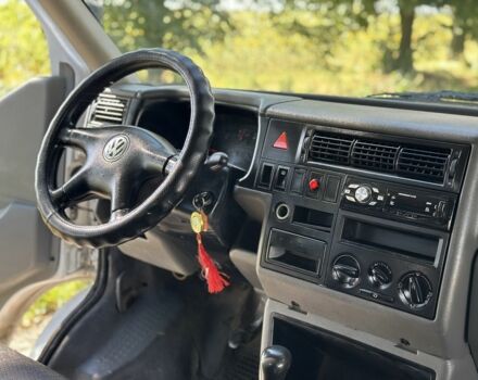 Білий Фольксваген Transporter, об'ємом двигуна 2.5 л та пробігом 340 тис. км за 4400 $, фото 9 на Automoto.ua