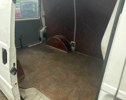 Белый Фольксваген Transporter, объемом двигателя 2.5 л и пробегом 400 тыс. км за 3135 $, фото 6 на Automoto.ua