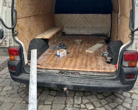 Білий Фольксваген Transporter, об'ємом двигуна 2.4 л та пробігом 498 тис. км за 4000 $, фото 9 на Automoto.ua