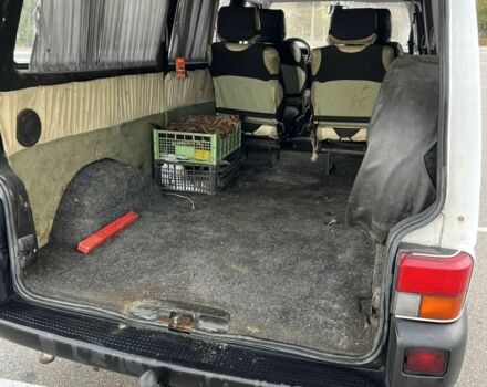 Фольксваген Transporter 2001 в Киеве на Automoto.ua Белый Фольксваген Transporter, объемом двигателя 2.5 л и пробегом 350 тыс. км за 4900 $, фото 8 на Automoto.ua