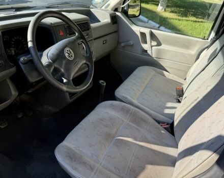 Білий Фольксваген Transporter, об'ємом двигуна 2.5 л та пробігом 300 тис. км за 3419 $, фото 7 на Automoto.ua