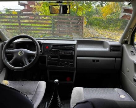 Фольксваген Transporter 2001 в Киеве на Automoto.ua Белый Фольксваген Transporter, объемом двигателя 2.5 л и пробегом 450 тыс. км за 4290 $, фото 19 на Automoto.ua