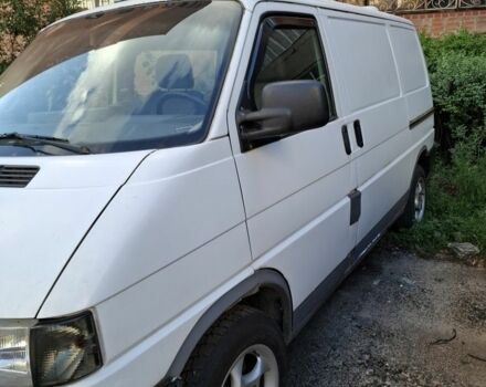 Белый Фольксваген Transporter, объемом двигателя 2.5 л и пробегом 350 тыс. км за 3600 $, фото 1 на Automoto.ua