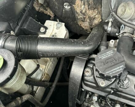 Білий Фольксваген Transporter, об'ємом двигуна 1.9 л та пробігом 295 тис. км за 5800 $, фото 13 на Automoto.ua