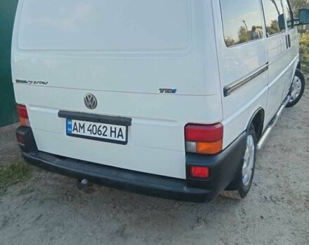 Білий Фольксваген Transporter, об'ємом двигуна 2.5 л та пробігом 350 тис. км за 5200 $, фото 1 на Automoto.ua