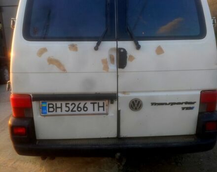 Белый Фольксваген Transporter, объемом двигателя 2.5 л и пробегом 578 тыс. км за 4999 $, фото 2 на Automoto.ua
