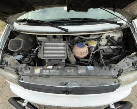 Белый Фольксваген Transporter, объемом двигателя 2.5 л и пробегом 263 тыс. км за 6000 $, фото 11 на Automoto.ua