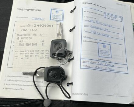 Білий Фольксваген Transporter, об'ємом двигуна 2.5 л та пробігом 421 тис. км за 5350 $, фото 13 на Automoto.ua